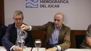El secretario de Estado de Medio Ambiente, Hugo Morán, y el presidente de la Confederación Hidrográfica del Júcar (CHJ), Miguel Polo. Rober Solsona / Europa Press