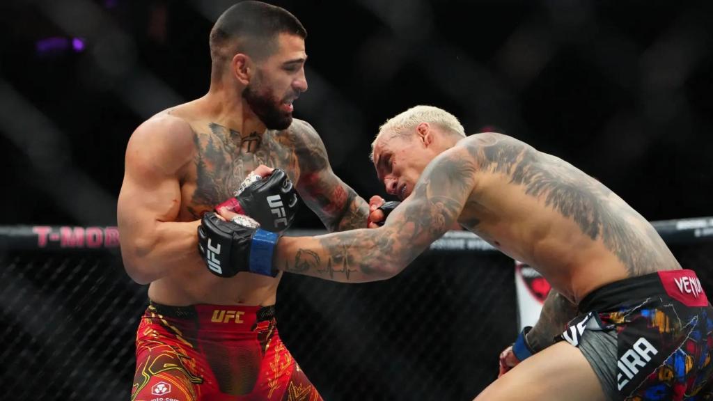 Ilia Topuria revienta la UFC otra vez y noquea a Charles Oliveira, en  directo: "A cualquiera que me pongan, vamos a pelear"