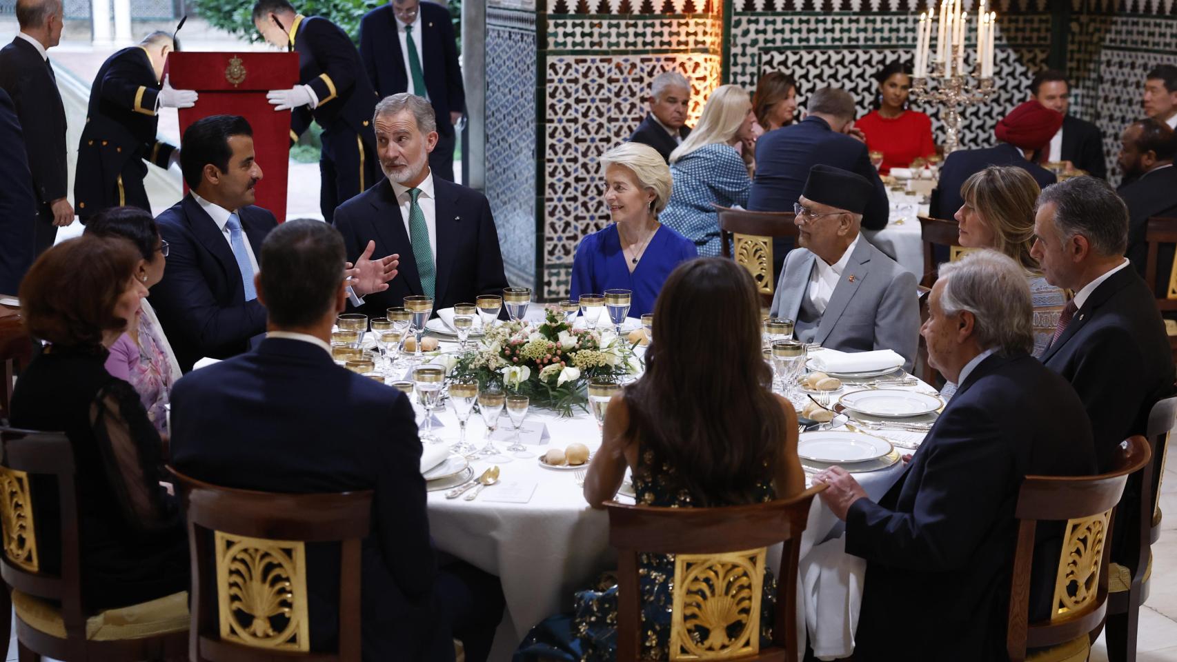 Felipe VI y Doña Letizia agasajan en el Alcázar de Sevilla a más de 50  jefes de Estado por la Cumbre de la ONU