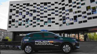 Un coche de la Policía Nacional de León