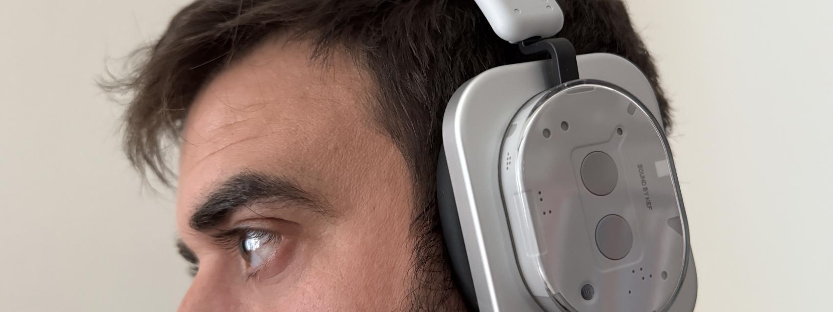Nothing Headphone (1)