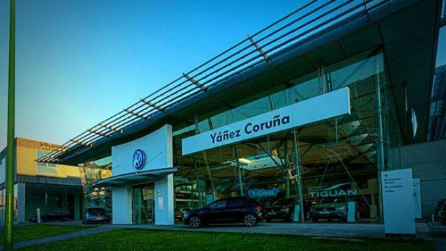 Fachada del concesionario en A Coruña.