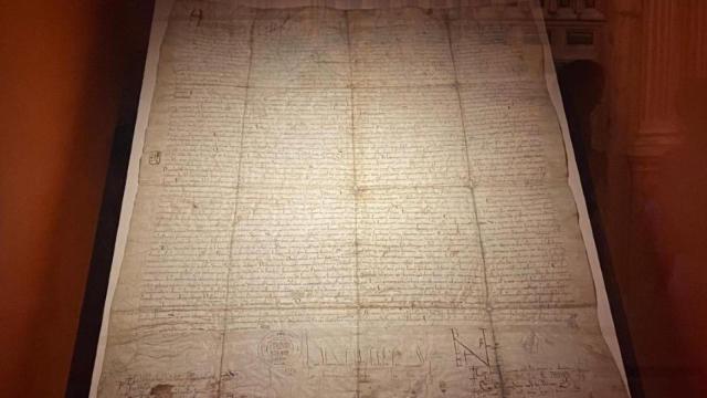 Bula otorgada por el Papa Alejandro III en el Siglo XII.