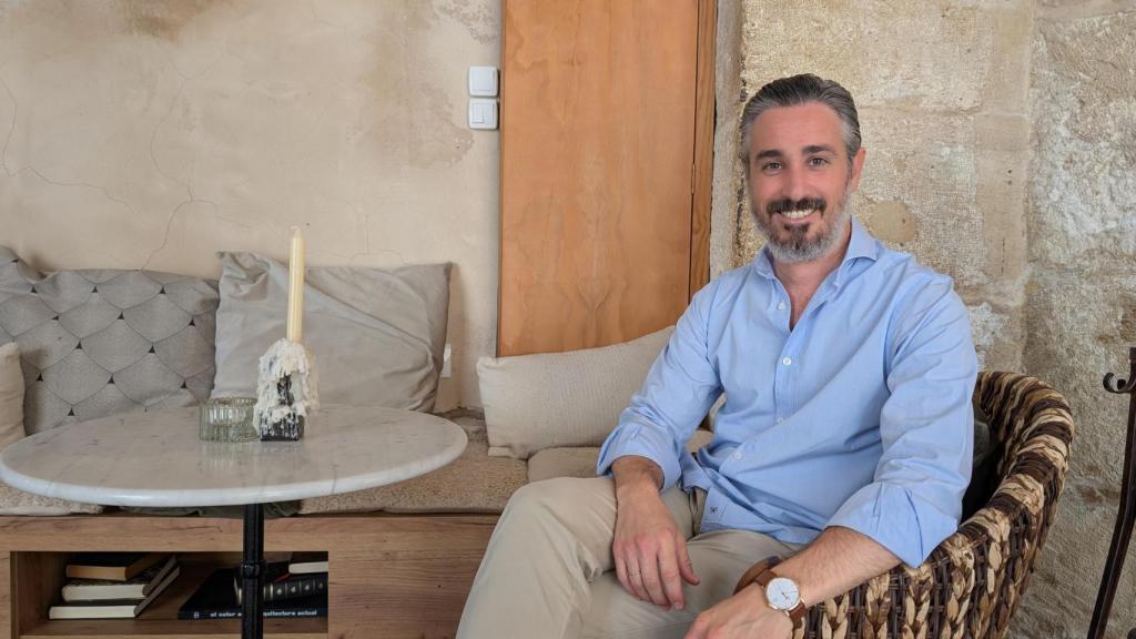 El escritor y abogado Manuel Simón.