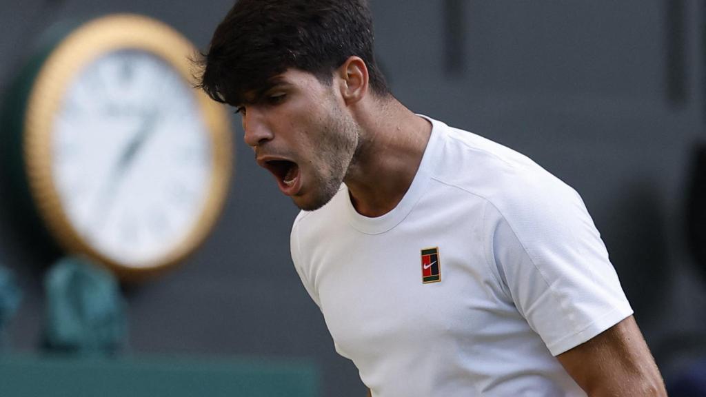 Carlos Alcaraz se despacha contra el nuevo sistema del 'ojo de halcón' de  Wimbledon: "No es la primera vez"