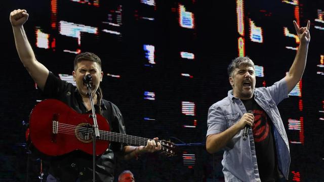 Estopa durante un concierto en el Metropolitano. Foto: César Vallejo Rodríguez
