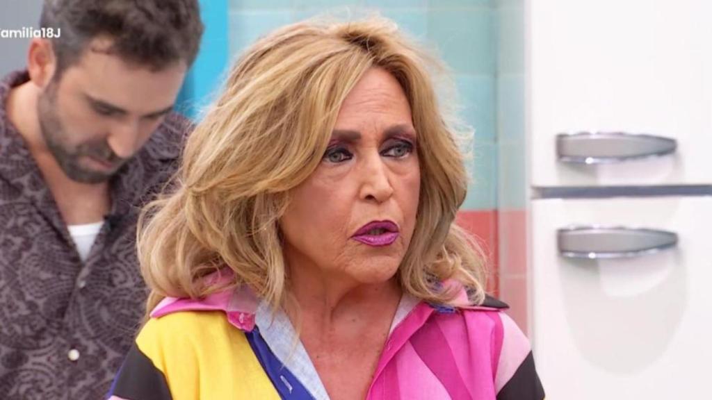 Lydia Lozano, en 'La familia de la tele'.
