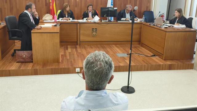 Un exempleado de una oficina de Abanca de Vigo acepta dos años de cárcel por apropiarse de 139.000 euros de una clienta