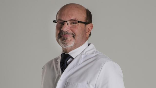 El doctor Ángel Ferrer, alergólogo Quirónsalud Alicante.