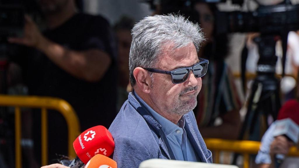 Antxon Alonso, el socio del exsecretario de Organización del PSOE Santos Cerdán en la empresa Servinabar, a su salida este lunes de declarar en el  Supremo.