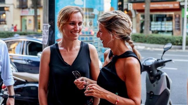 Mónica García y Yolanda Díaz.