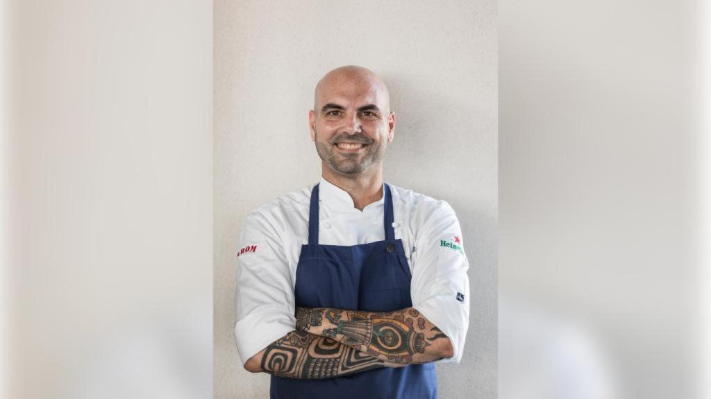El chef Pruden Izquierdo, al frente de Mar Plato.
