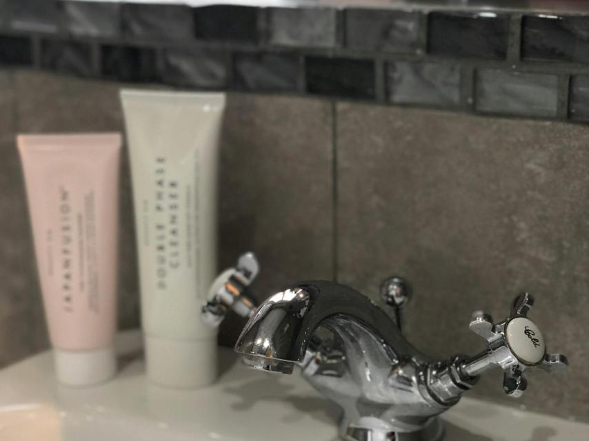 Diferentes productos de baño.