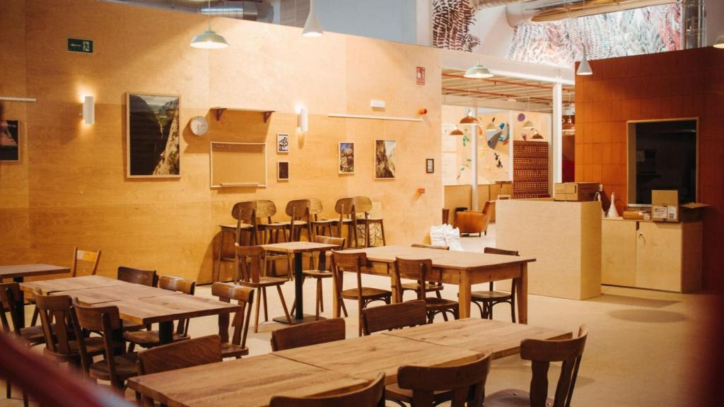 Interior Arkose