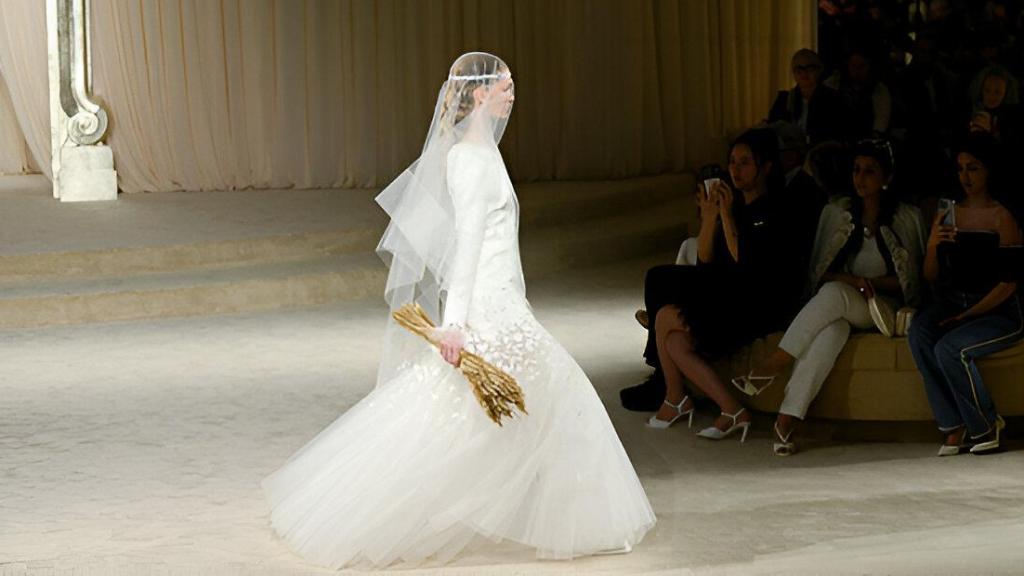 Chanel se viste de novia.