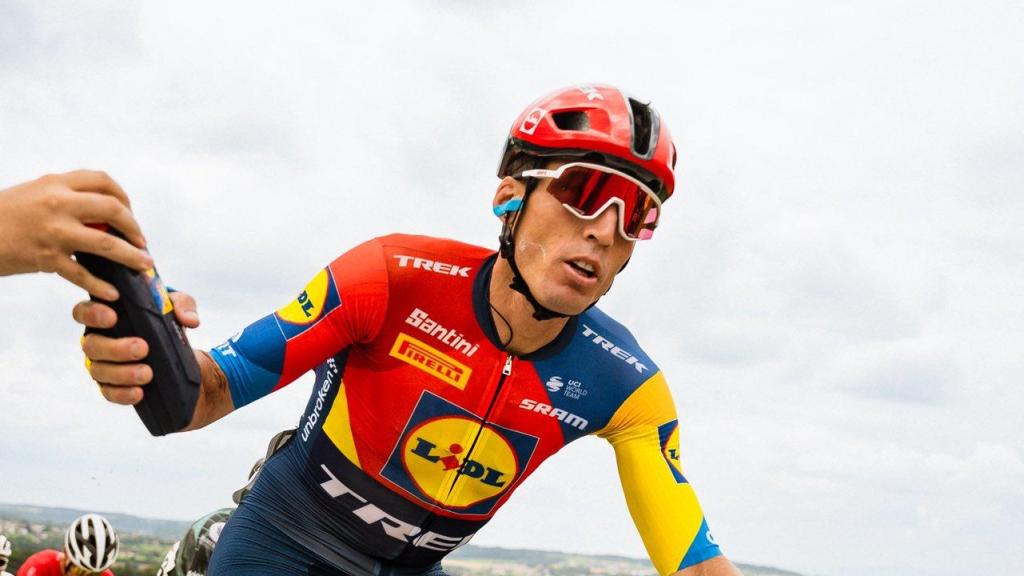 Aleix Espargaró, en su debut como profesional con el Lidl-Trek.
