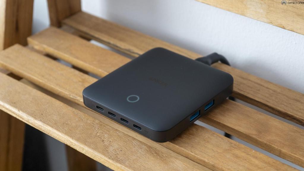 Anker Nano.