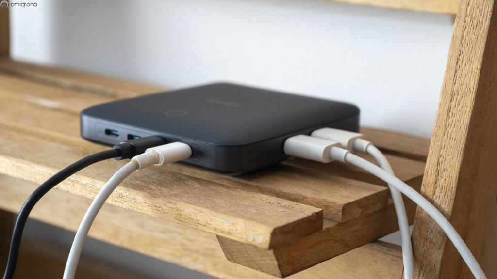 Anker Nano.