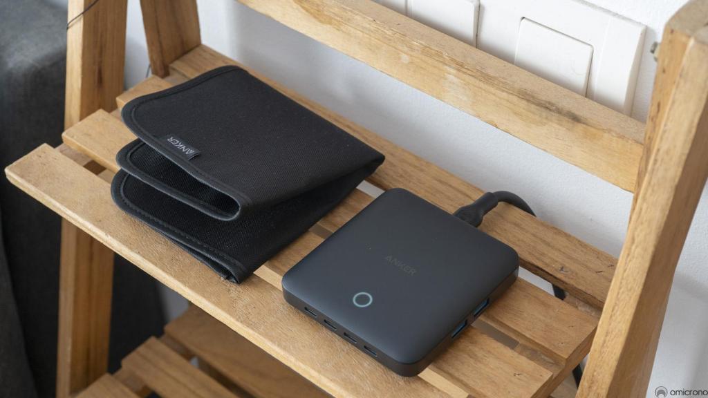 Anker Nano.