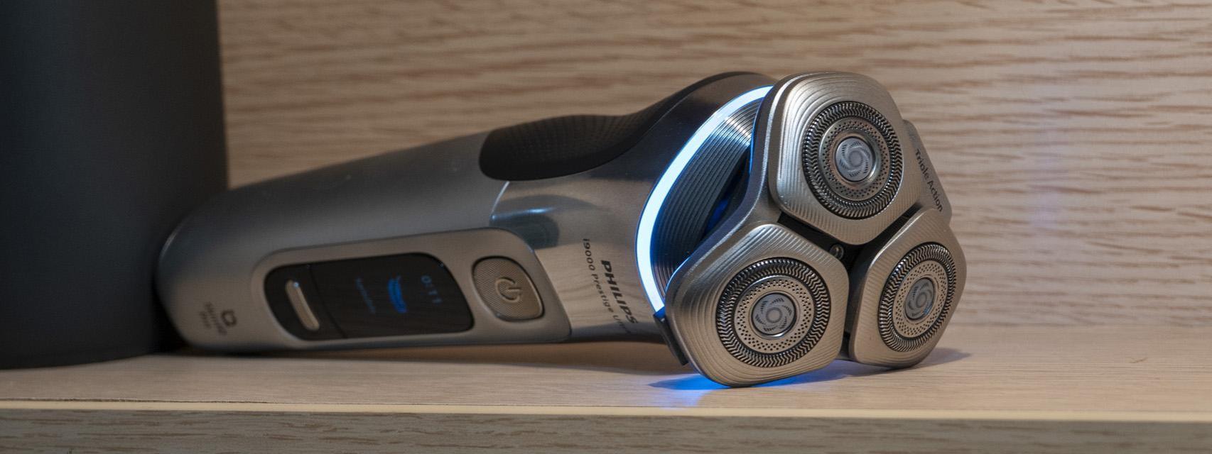 Philips i9000 Prestige Ultra.
