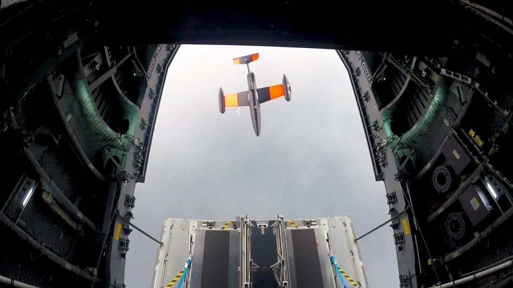 A400M como nodriza de drones
