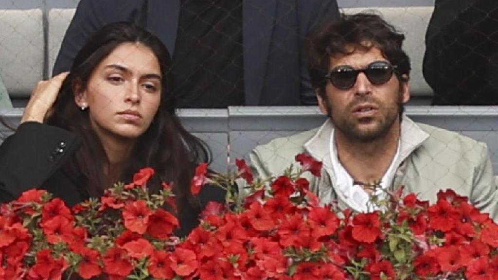 Lucía Rivera y su padre, Cayetano, en abril de 2025 en la serie Masters de Madrid.