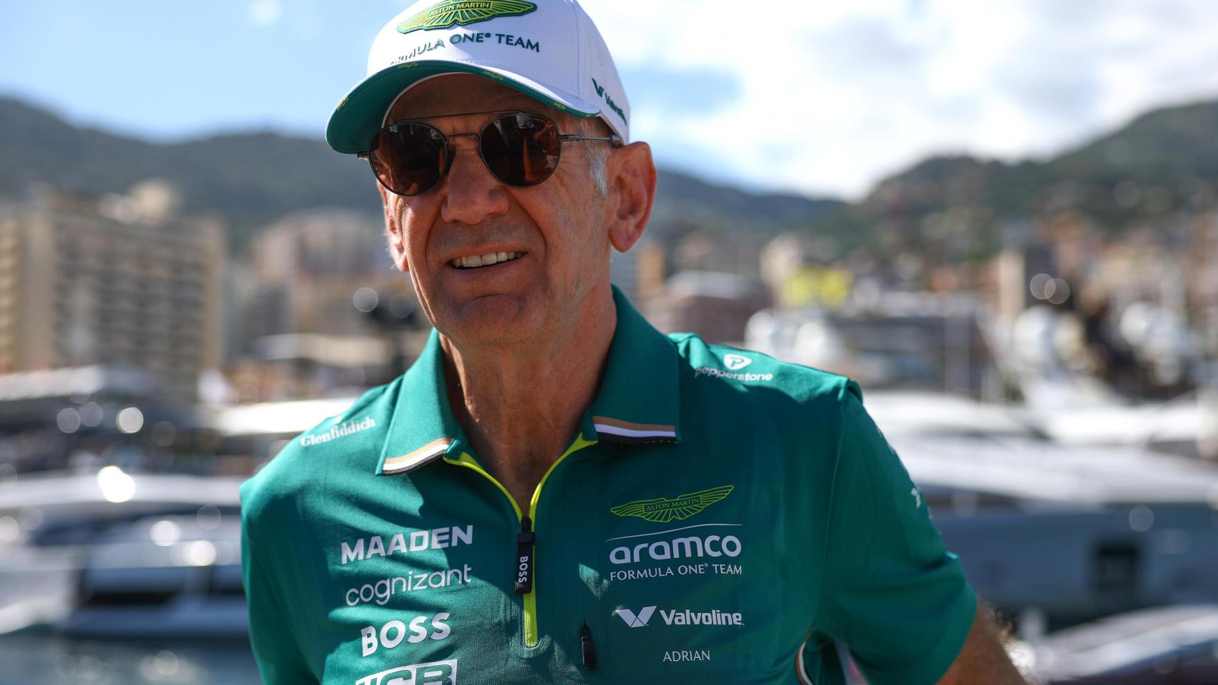 Adrian Newey rebaja la ilusión de Aston Martin de cara a 2026: 