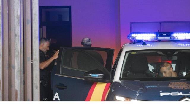 Pasan a disposición judicial cuatro de los nuevos detenidos por la reyerta de Ribeira.
