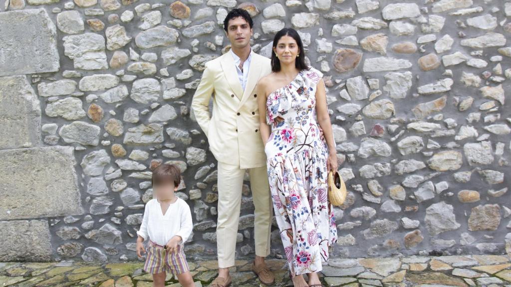 María García de Jaime y Tomás Páramo, en el bautismo de los gemelos de Marta Pombo.