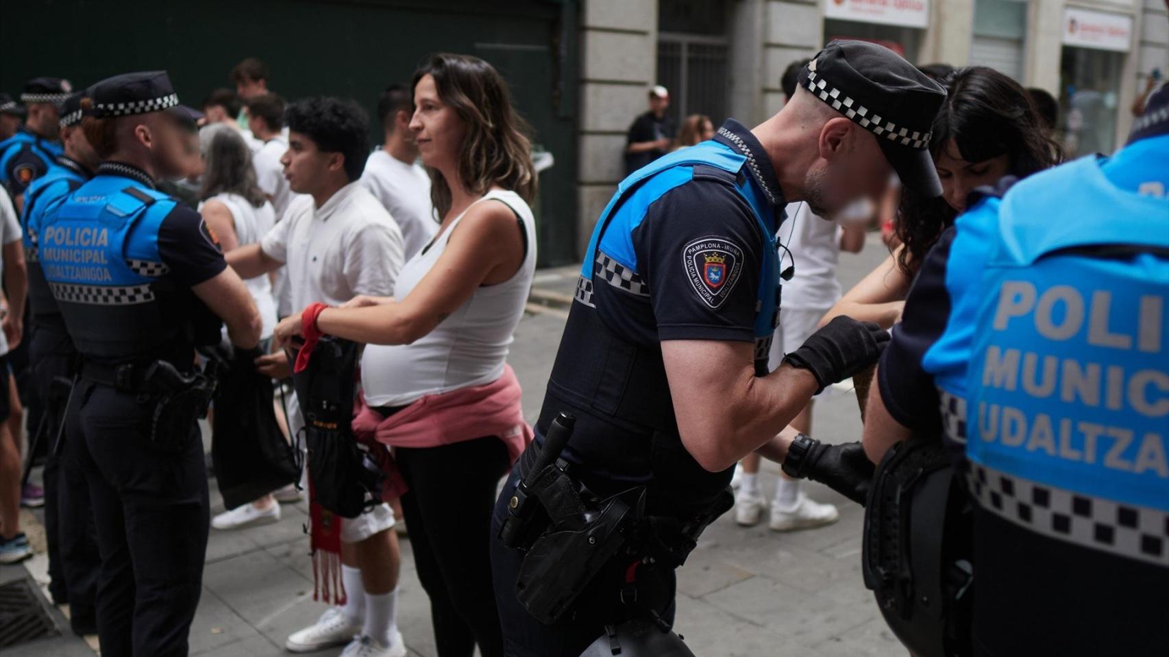 Investigan una agresión sexual en un piso de Pamplona durante los Sanfermines: ya son 8 las denuncias por estos delitos