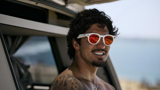 Oakley Meta.