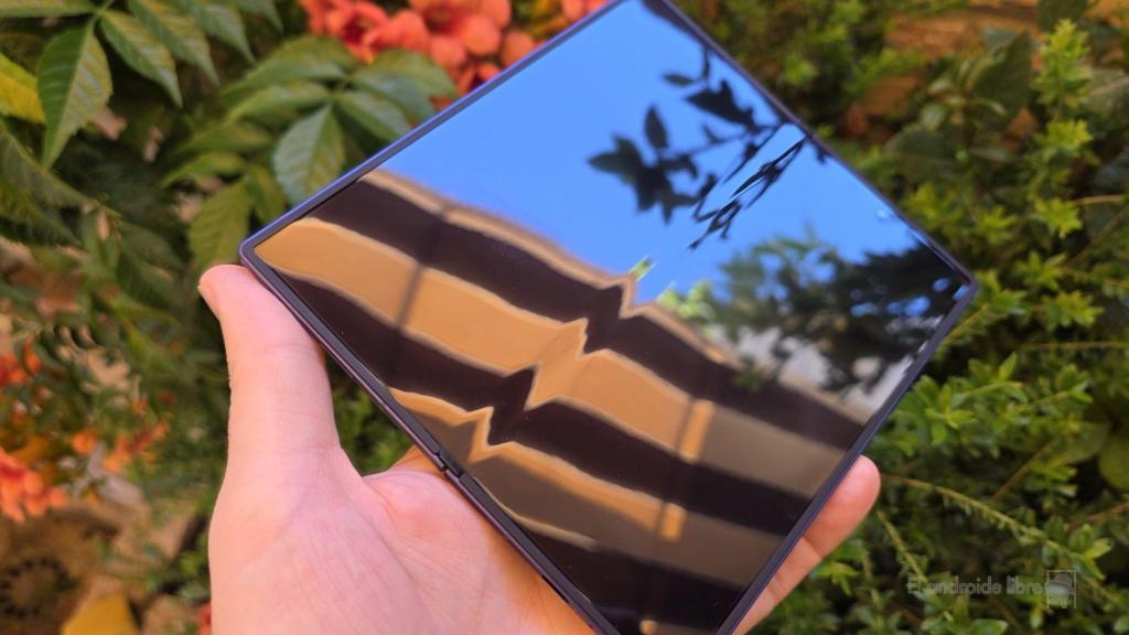 Samsung Galaxy Z Fold 7