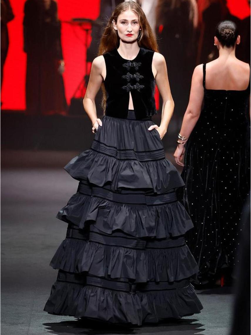 Detalle de la silueta del desfile de Pedro del Hierro.