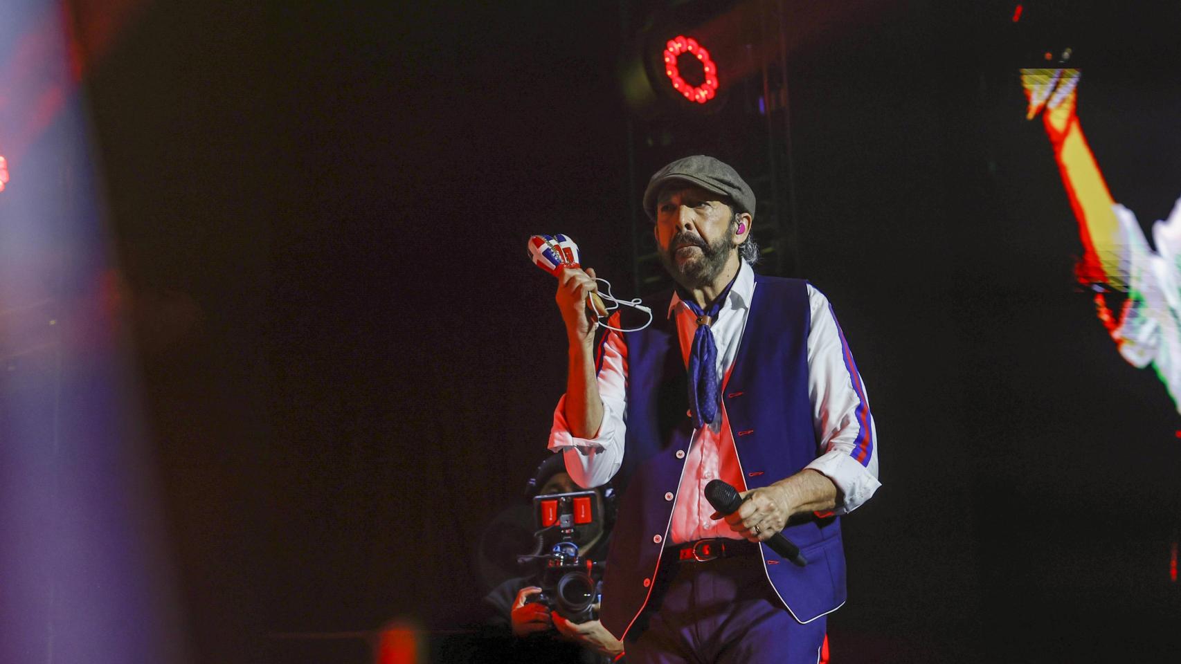 La lluvia obliga a suspender el concierto de Juan Luis Guerra en Sanxenxo:  8,25 por cada canción 