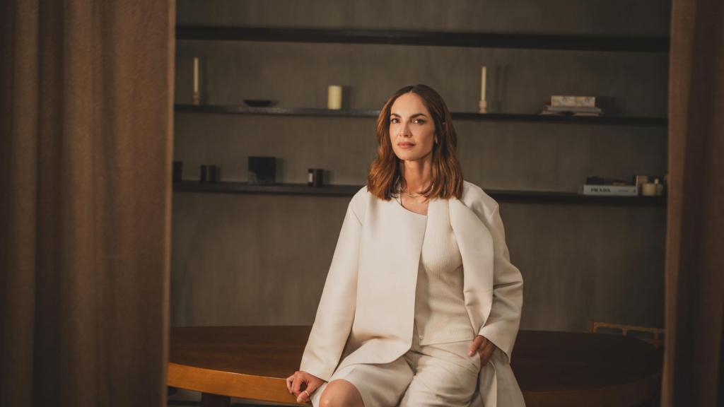 La modelo y empresaria Eugenia Silva co-lidera el lanzamiento de 'Ellas Hablan Código'.
