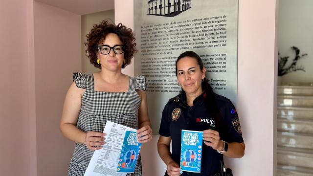 María José Gil, concejal de Seguridad Ciudadana, junto a Ana Lucas, portavoz de la Policía Local en Santomera.