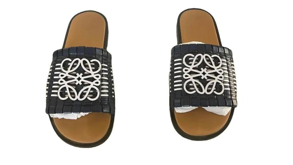 LOEWE CULLO DE CUERO.