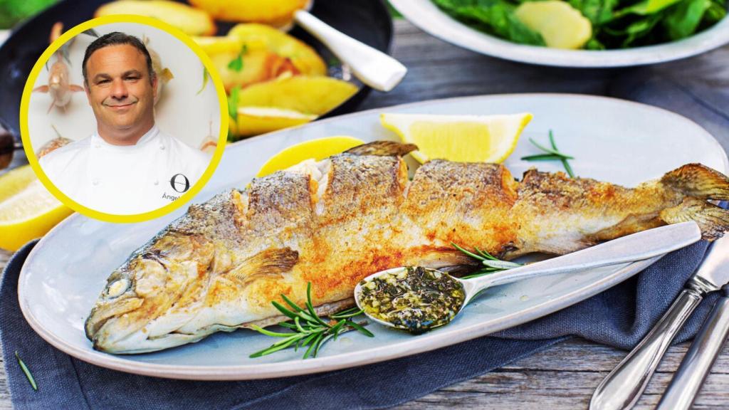 El chef Ángel León y un plato de pescado al horno.