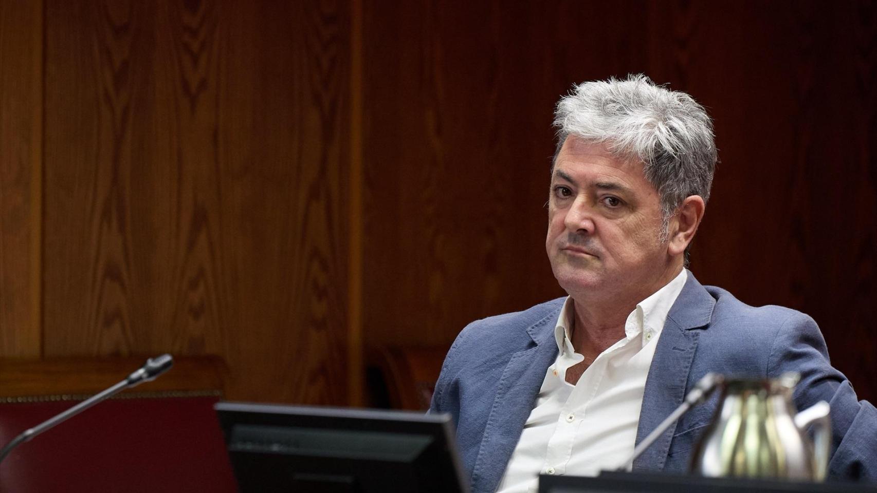 El abogado navarro del PNV que defendía al socio de Santos Cerdán en Servinabar renuncia a su defensa en el Supremo
