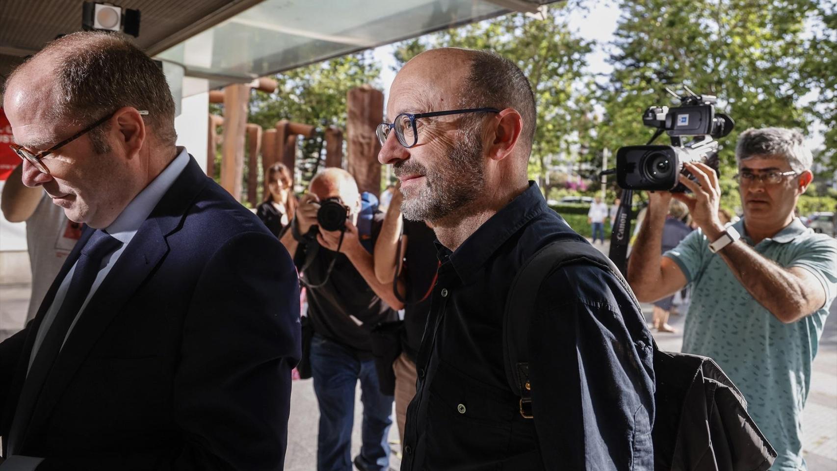 La Fiscalía sostiene que el hermano de Ximo Puig tenía una  empresa ficticia  con el fin de captar subvenciones