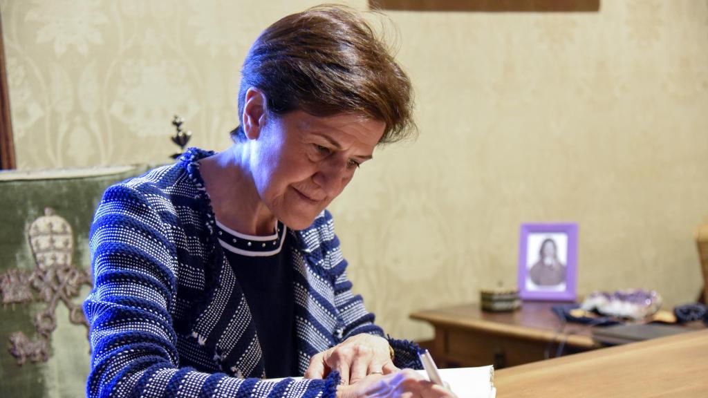 Adela Cortina, Premio Maga de Magas como mejor ensayista.