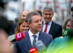 Page lamenta que la "espiral de corrupción" que cerca al PSOE impida "cualquier celebración" del aniversario del 23-J