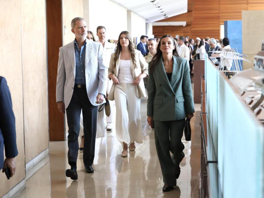 La familia real llega al evento.