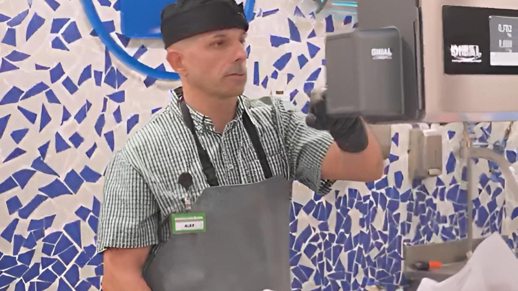 Alex, empleado de Mercadona.