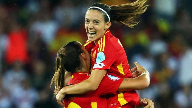 Aitana Bonmatí celebra su decisivo gol en el duelo de semifinales ante Alemania.