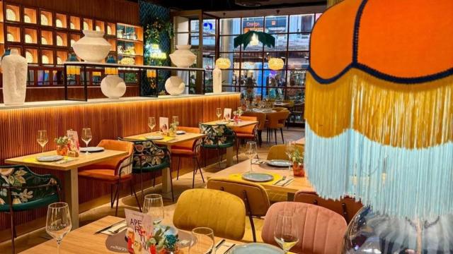 Así es el interior del nuevo restaurante en Zaragoza.