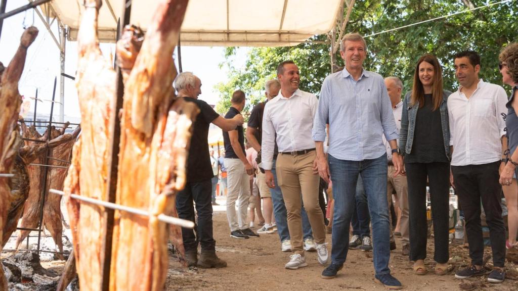 Instante de la visita de los dirigentes.