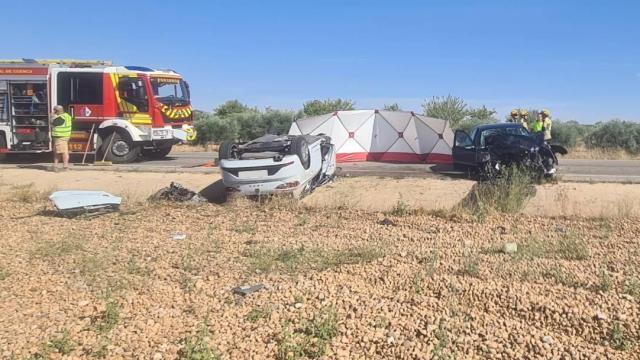 Una fotografía de los vehículos implicados en el accidente publicada por los Bomberos de la Diputación de Cuenca.