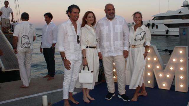 Julián Porras, Olivia de Borbón, el acalde Jaime Martínez Llabrés y Fiona Ferrer.