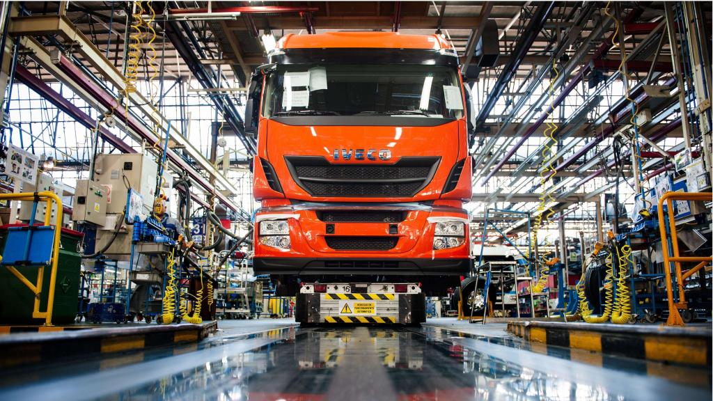 Vehículo industrial en la planta de Iveco en Madrid